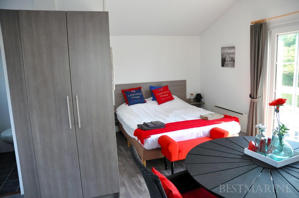 Bestmarine Waterchalets Flevo Marina Lelystad Camera foto