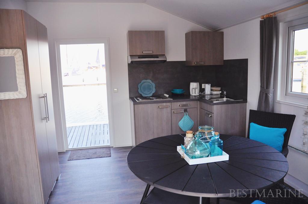 Bestmarine Waterchalets Flevo Marina Lelystad Camera foto