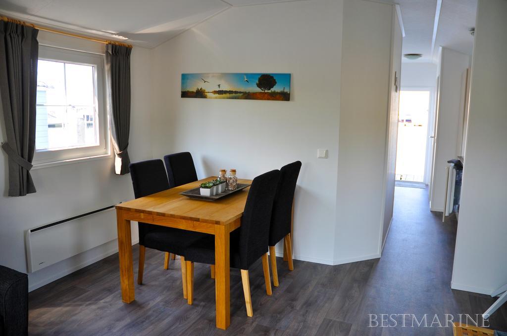 Bestmarine Waterchalets Flevo Marina Lelystad Camera foto