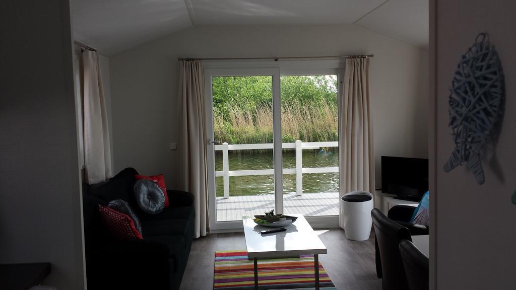Bestmarine Waterchalets Flevo Marina Lelystad Esterno foto