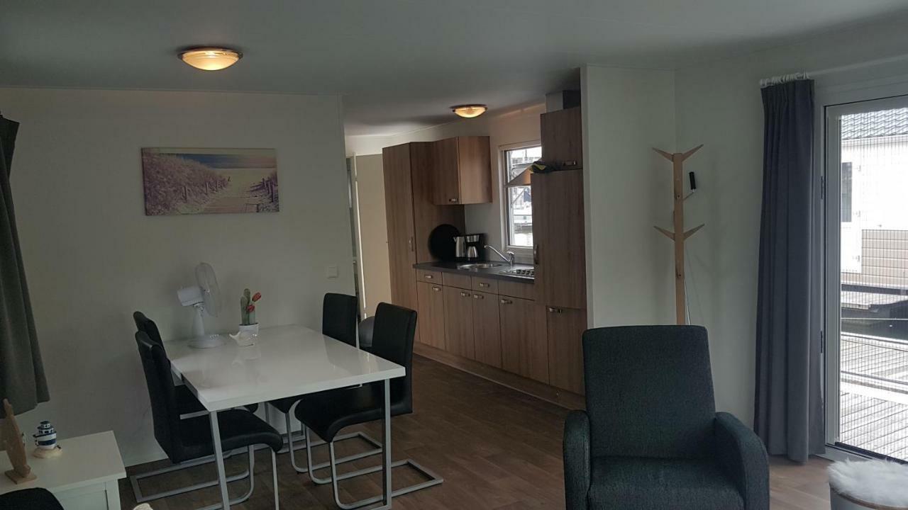 Bestmarine Waterchalets Flevo Marina Lelystad Esterno foto